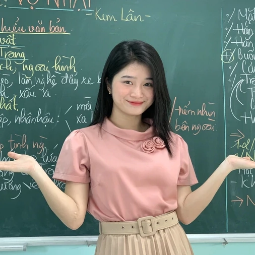 Cô Đỗ Thị Thu Hằng